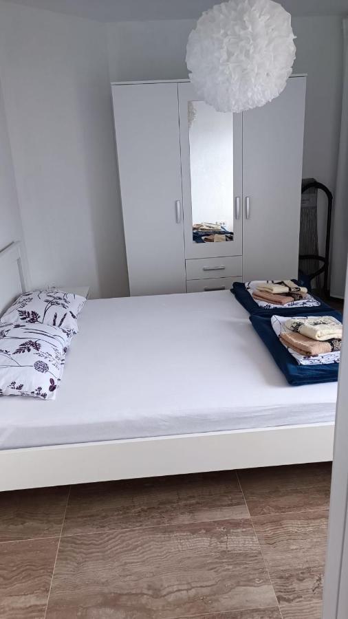 Apartament Island Luxury View Nemira Omiš Zewnętrze zdjęcie